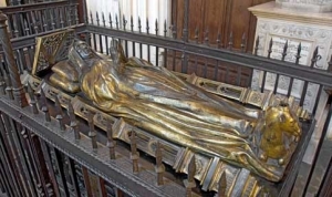 Margaret-Beaufort-effigy